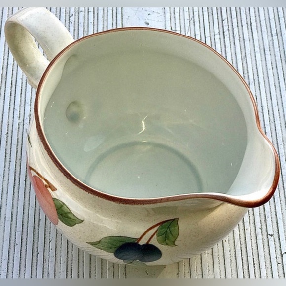 Vintage Discontinued MIKASA Country Classics Dc014 FRUIT PANORAMA Gravy Boat - Picture 8 of 10